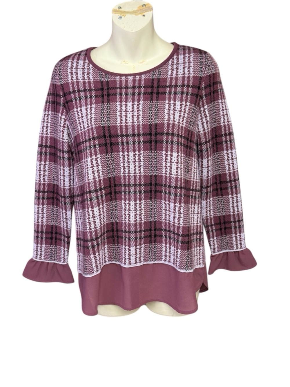 Elle Plum Plaid Ruffle-Hem lightweight sweater size XS
